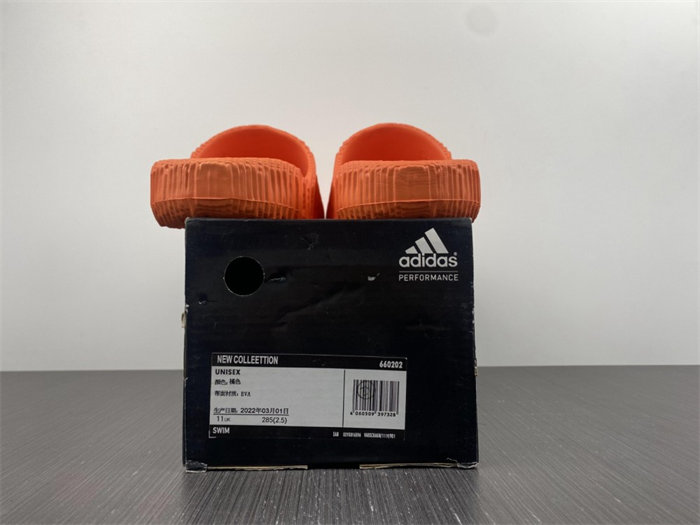 Ad*s new colleettion 660202