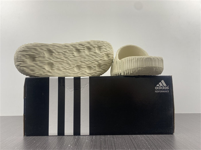 Ad*s new colleettion 660211