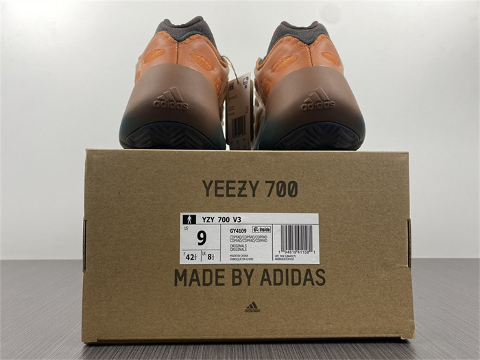 Ad*s yeezy 700 v3 copper fade gy4109