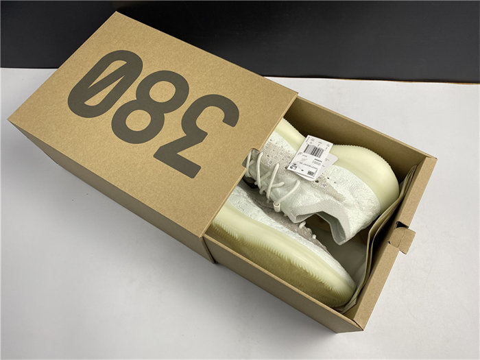 Ad*s yeezy boost 380 calcite glow gz8668