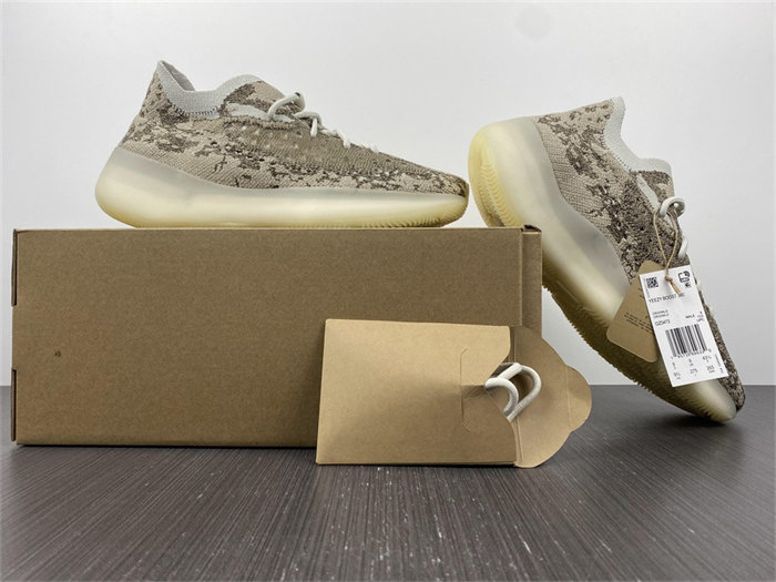 Ad*s yeezy boost 380 pyrite gz0473