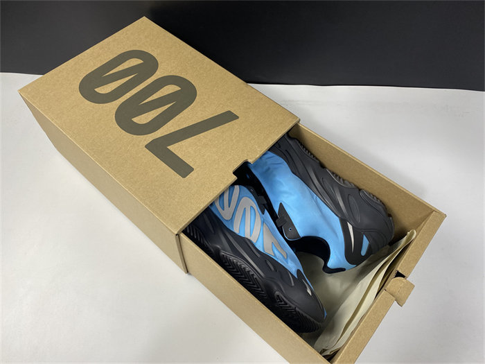 Ad*s yeezy boost 700 mnvn bright cyan gz3079