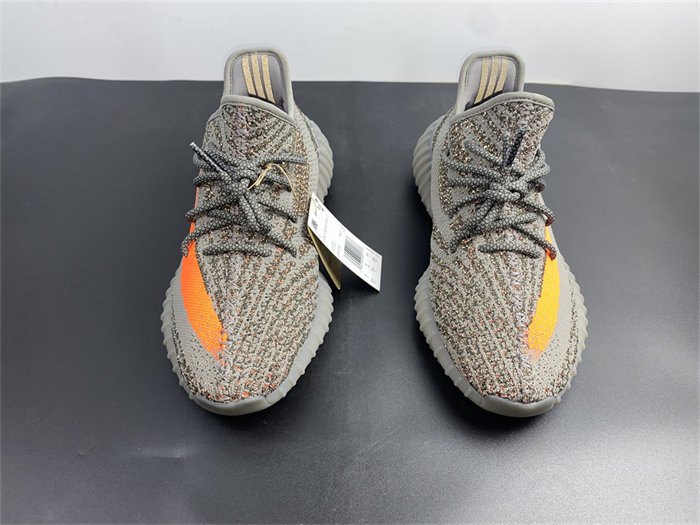 Ad*s yeezy boost 350 v2beluga reflective gw1229