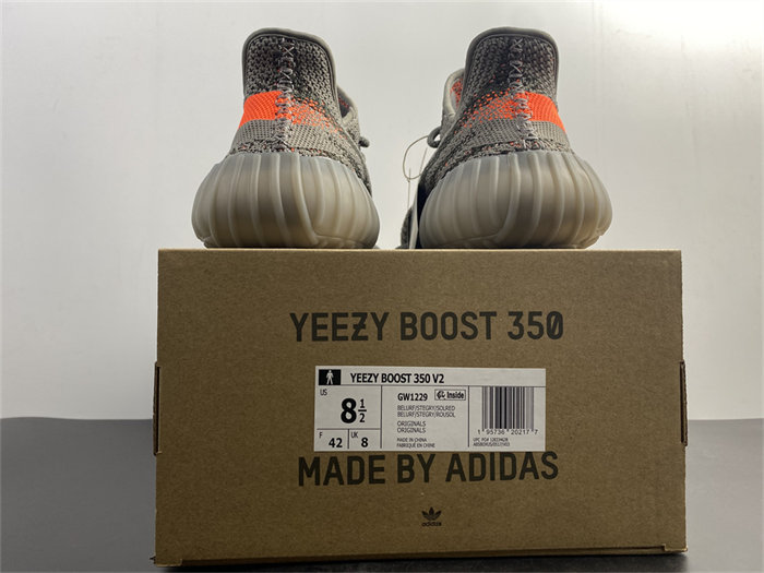 Ad*s yeezy boost 350 v2beluga reflective gw1229