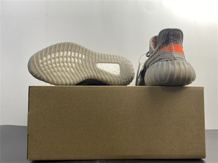 Ad*s yeezy boost 350 v2beluga reflective gw1229