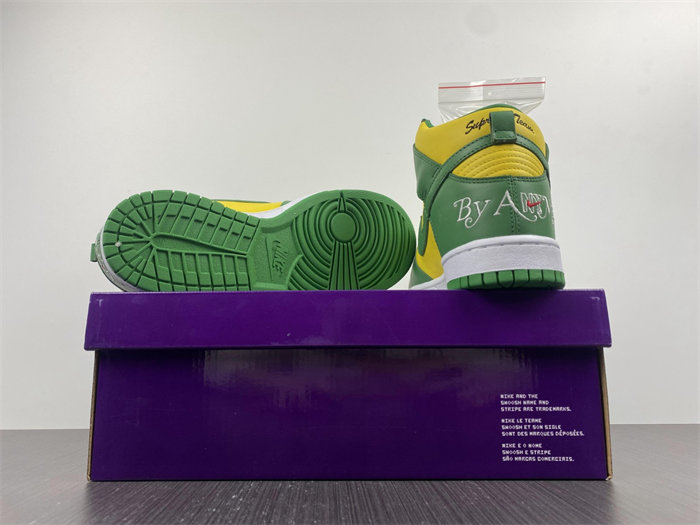 nike sb dunk high Sup*e by any means brazil dn3741-700
