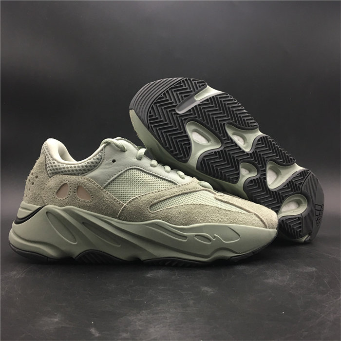 Ad*s yeezy boost 700 salt eg7487