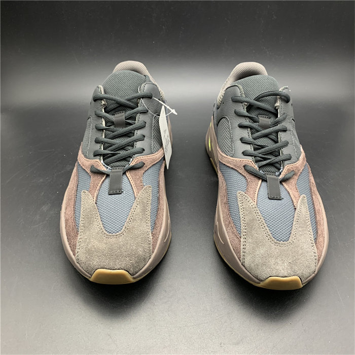 Ad*s yeezy boost 700 mauve ee9614