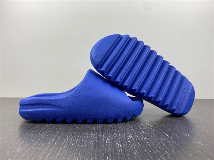 kanye west x Ad*s yeezy slide fy7497