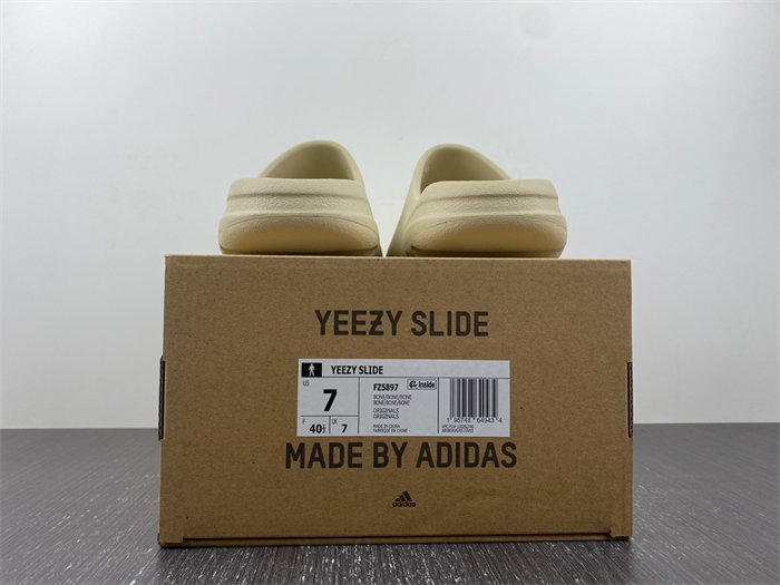 Yeezy Slide Bone FW6345