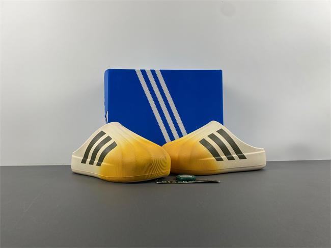 Ad*s adifom superstar