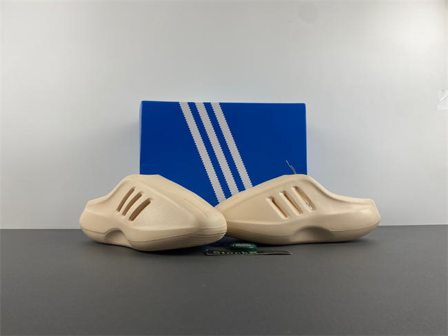 Ad*s iiinfinity slides ih0355